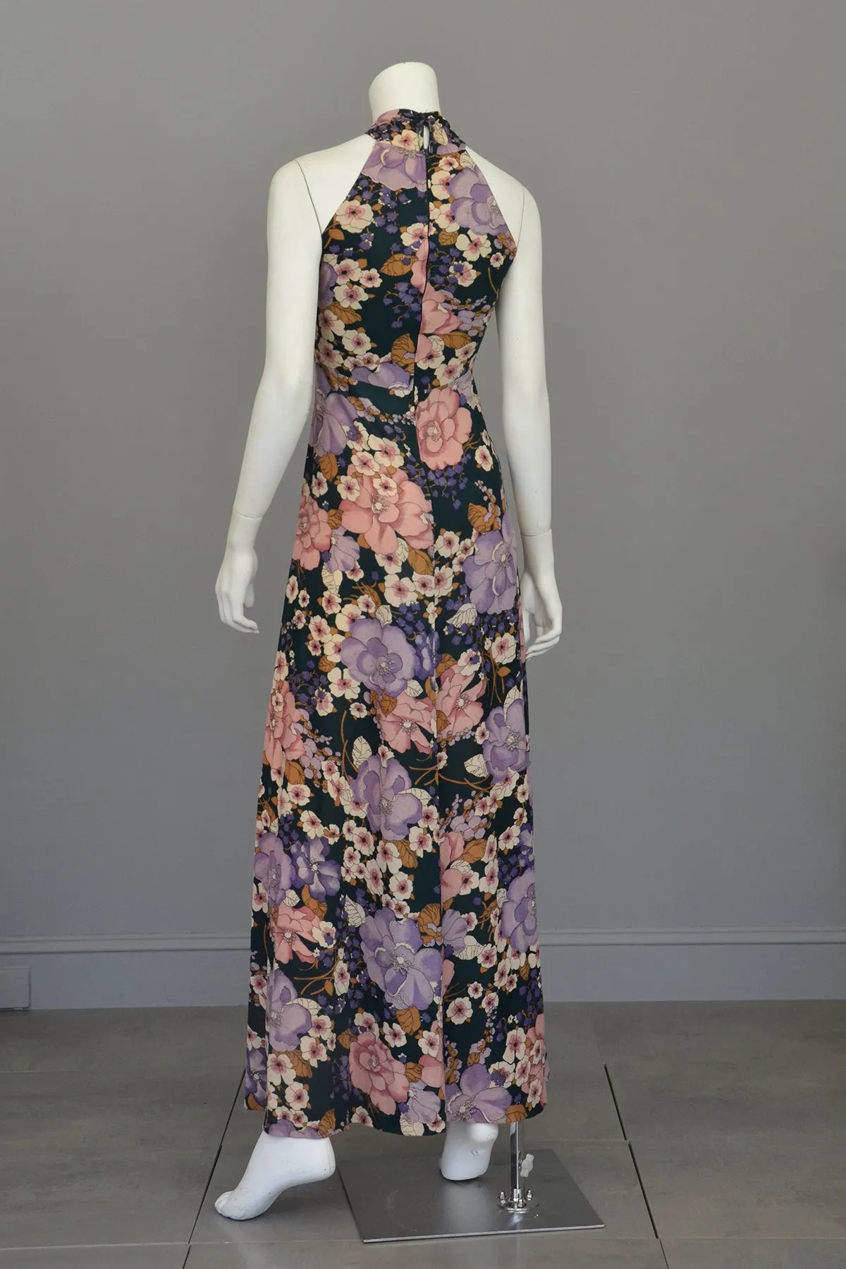 1970s Twisted Halter Keyhole Floral Print Maxi Dress   Matching Jacket