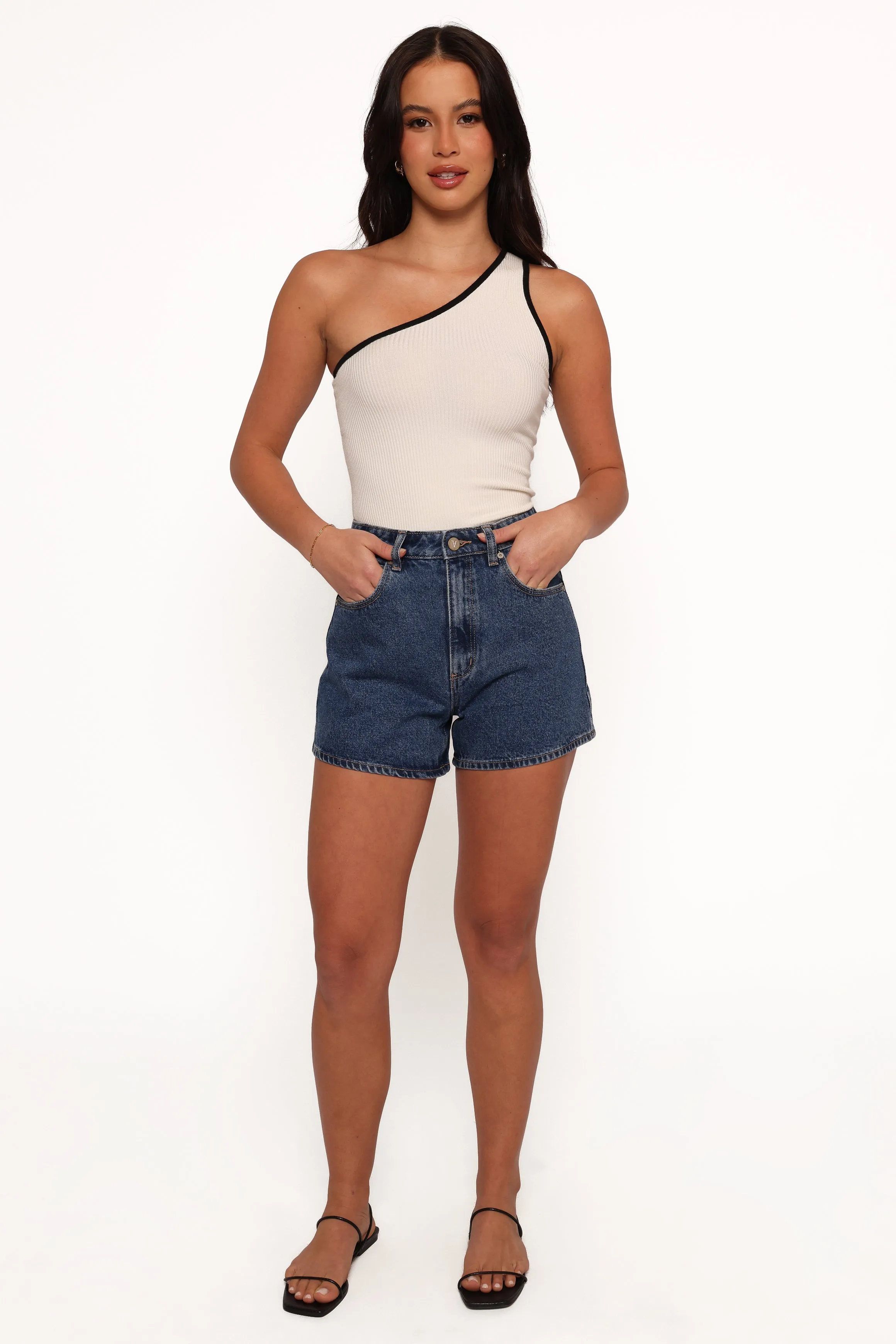 Abrand Venice Shorts - Bella