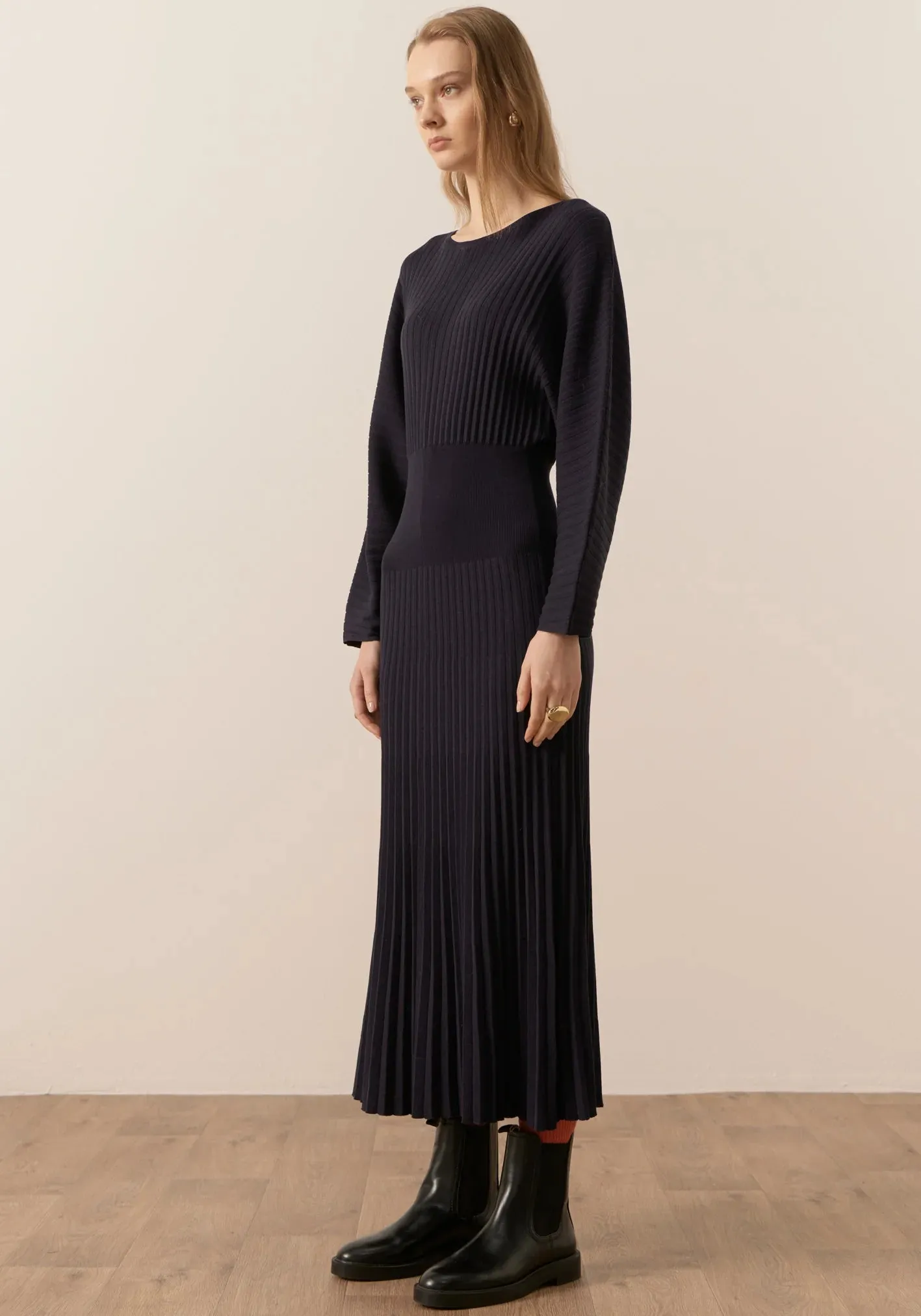 POL Gizelle Pleated Maxi Dress